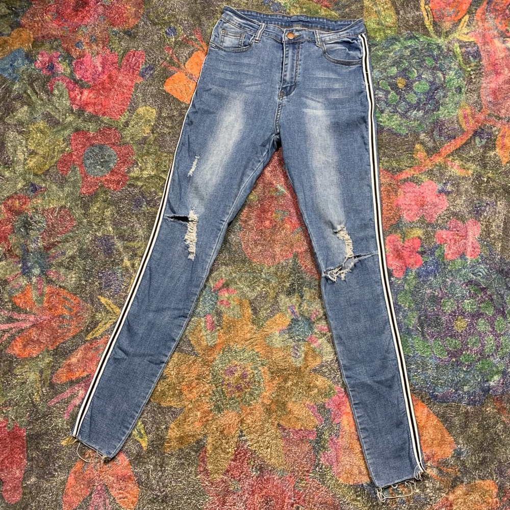 Falmer Heritage Distressed Jeans